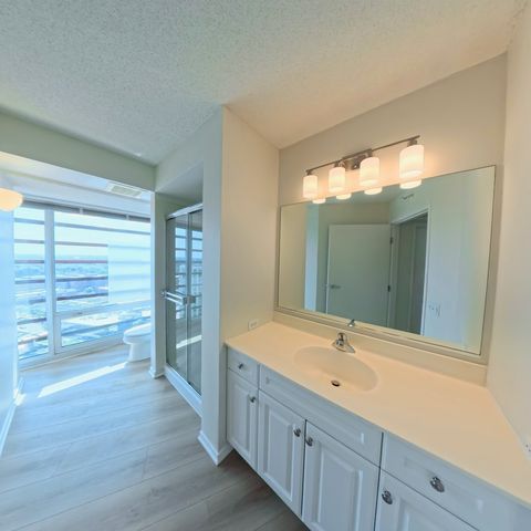 1720 Maple Avenue 2170, Evanston, IL 60201