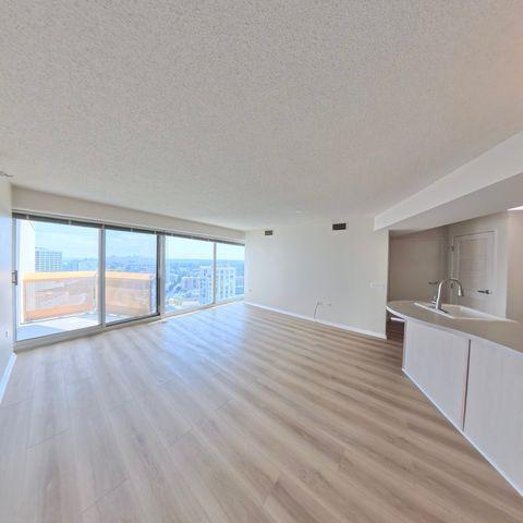 1720 Maple Avenue 2170, Evanston, IL 60201