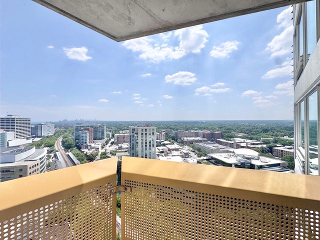1720 Maple Avenue 2170, Evanston, IL 60201