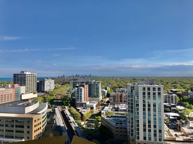 1720 Maple Avenue 2170, Evanston, IL 60201