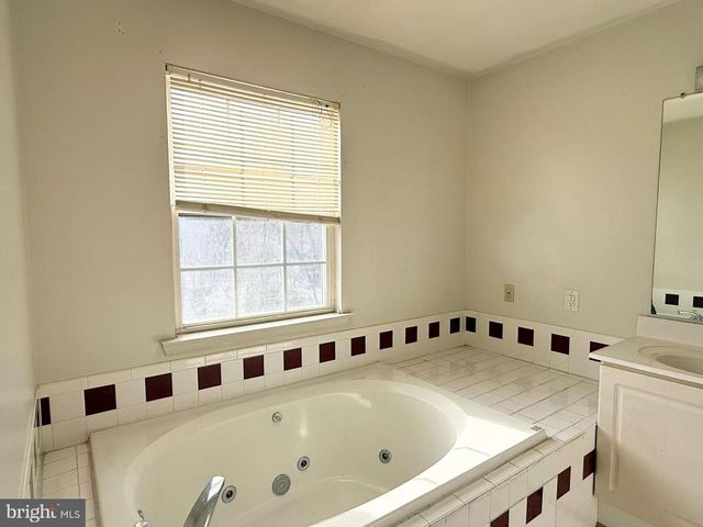 501 STAFFORD GLEN CT, Stafford, VA 22554