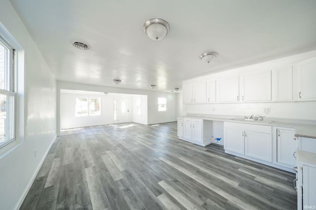 3031 Brentwood Road, New Castle, IN 47362