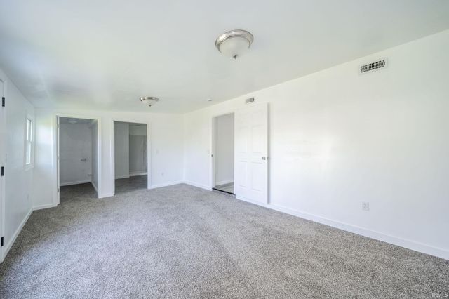 3031 Brentwood Road, New Castle, IN 47362