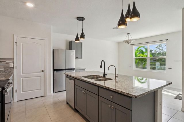 866 BAYLOR DRIVE, Deltona, FL 32725