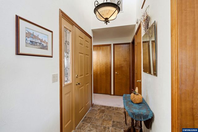 2930 Cedarwood Ct SE, Albany, OR 97322