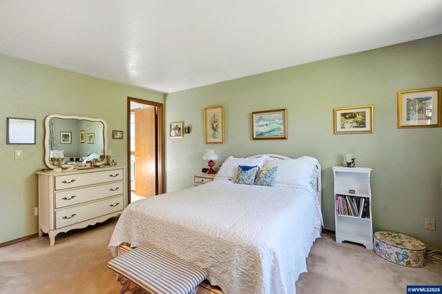 2930 Cedarwood Ct SE, Albany, OR 97322