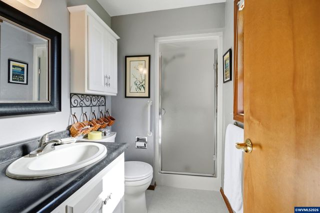 2930 Cedarwood Ct SE, Albany, OR 97322