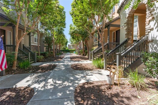 6 Harvest Point, Aliso Viejo, CA 92656