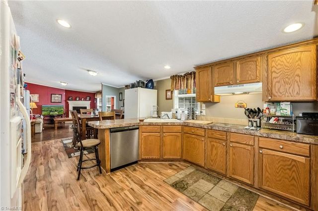 1089 Austin Little Mountain Road, Ronda, NC 28670