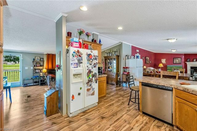 1089 Austin Little Mountain Road, Ronda, NC 28670