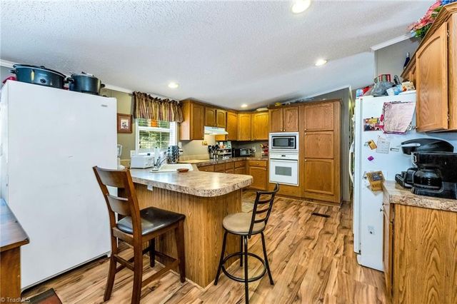 1089 Austin Little Mountain Road, Ronda, NC 28670