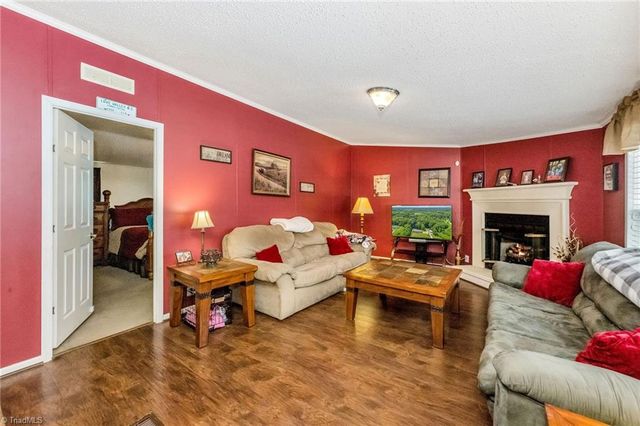 1089 Austin Little Mountain Road, Ronda, NC 28670