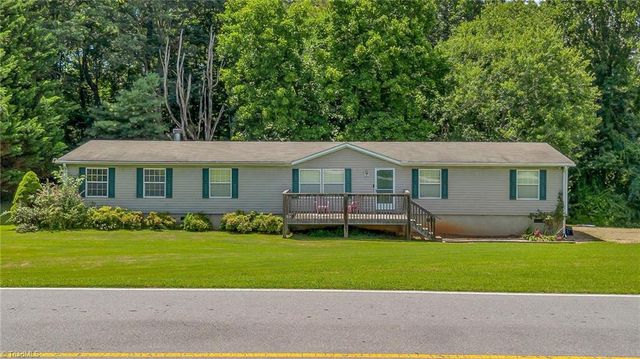 1089 Austin Little Mountain Road, Ronda, NC 28670