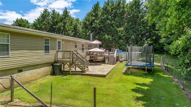 1089 Austin Little Mountain Road, Ronda, NC 28670