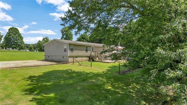 1089 Austin Little Mountain Road, Ronda, NC 28670