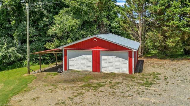 1089 Austin Little Mountain Road, Ronda, NC 28670