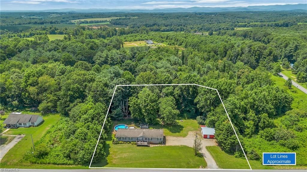 1089 Austin Little Mountain Road, Ronda, NC 28670