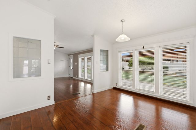 1995 Calle Cristo, Santa Fe, NM 87507