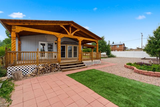 1995 Calle Cristo, Santa Fe, NM 87507