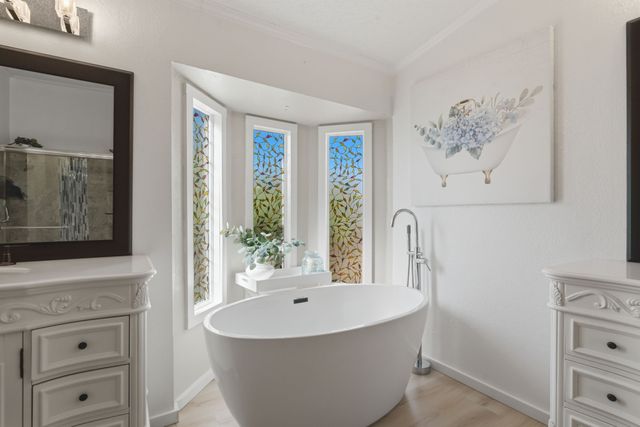1995 Calle Cristo, Santa Fe, NM 87507