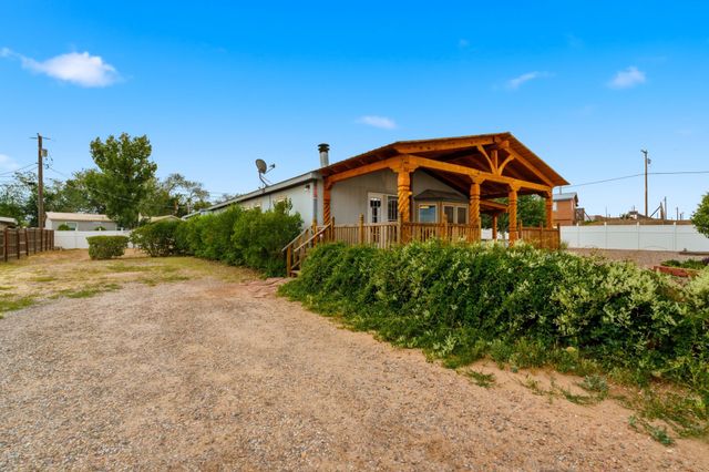 1995 Calle Cristo, Santa Fe, NM 87507