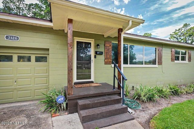 7126 SANS SOUCI Road, Jacksonville, FL 32216