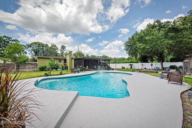 7126 SANS SOUCI Road, Jacksonville, FL 32216