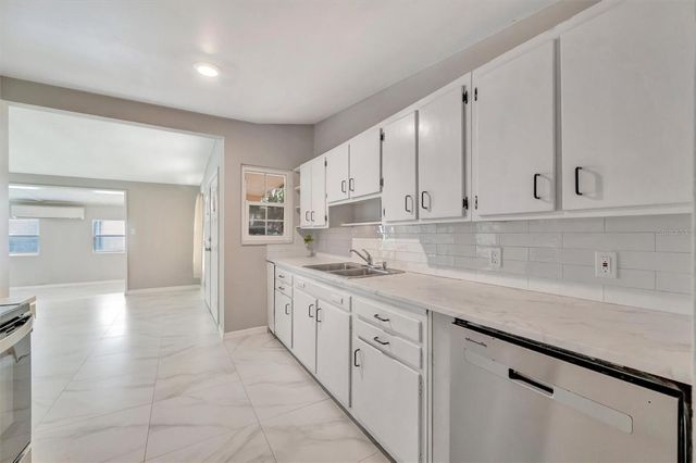 6607 GEORGIA AVENUE, Bradenton, FL 34207