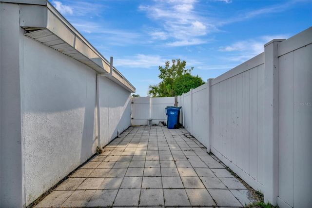 6607 GEORGIA AVENUE, Bradenton, FL 34207