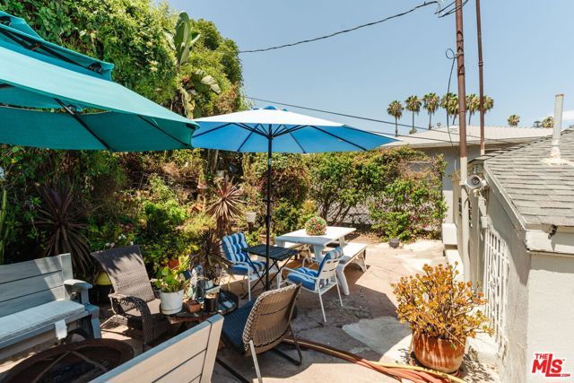 947 N Vendome Street, Los Angeles, CA 90026