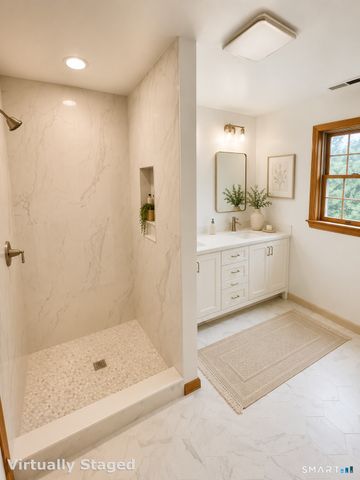 24 Cassidy Park, Greenwich, CT 06830