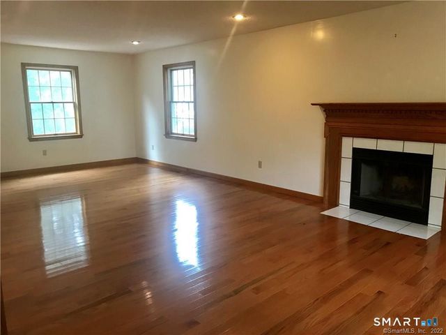24 Cassidy Park, Greenwich, CT 06830