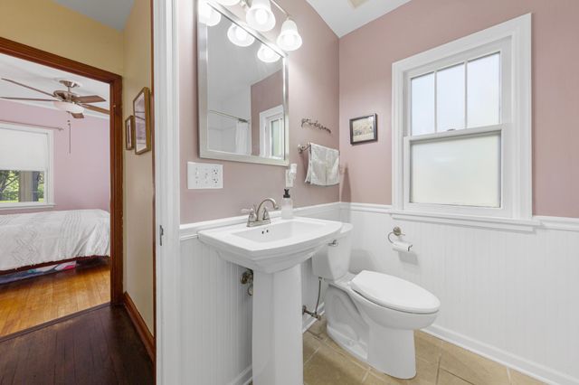 830 Mcknight Road N, Maplewood, MN 55119