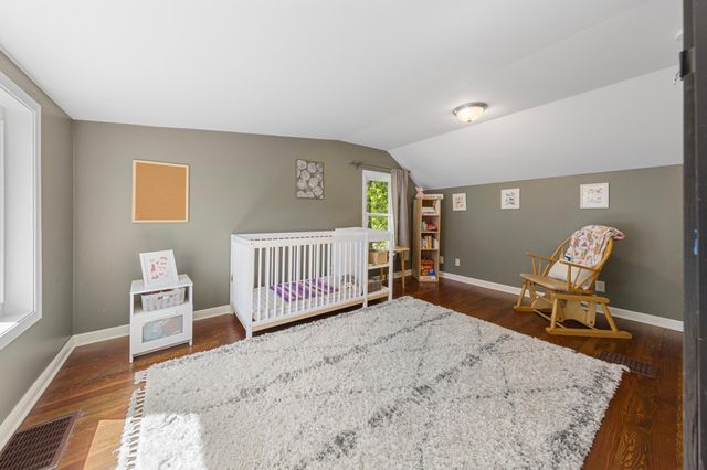 830 Mcknight Road N, Maplewood, MN 55119