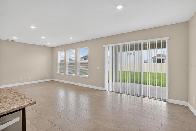 2546 WARREN ACRES BOULEVARD, Wesley Chapel, FL 33543