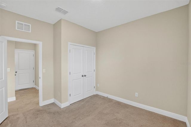 2546 WARREN ACRES BOULEVARD, Wesley Chapel, FL 33543