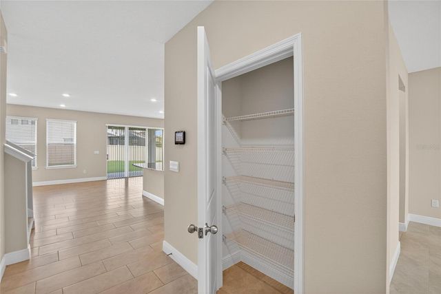 2546 WARREN ACRES BOULEVARD, Wesley Chapel, FL 33543