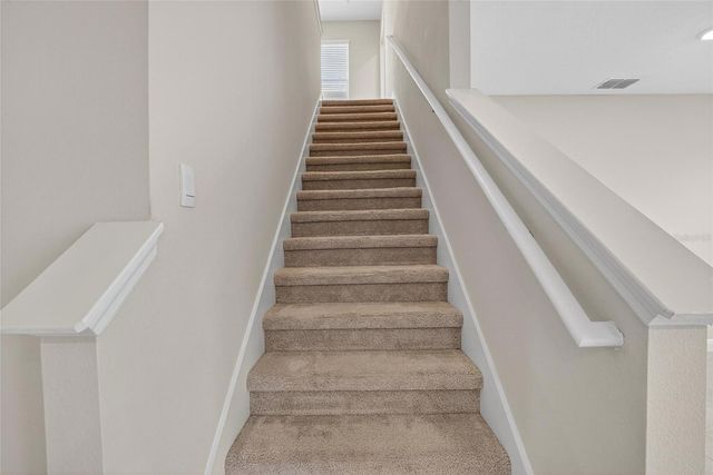 2546 WARREN ACRES BOULEVARD, Wesley Chapel, FL 33543