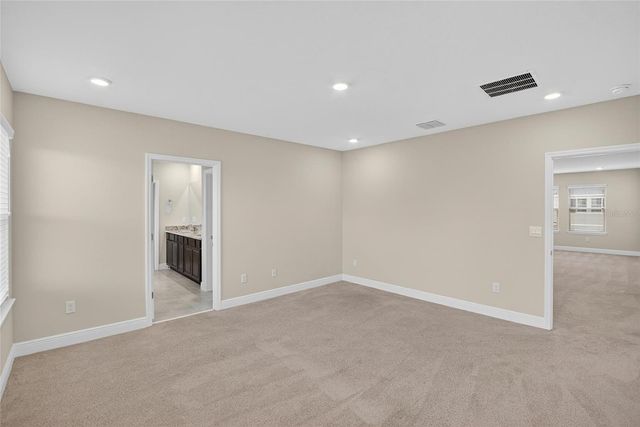 2546 WARREN ACRES BOULEVARD, Wesley Chapel, FL 33543