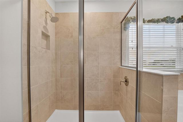 2546 WARREN ACRES BOULEVARD, Wesley Chapel, FL 33543