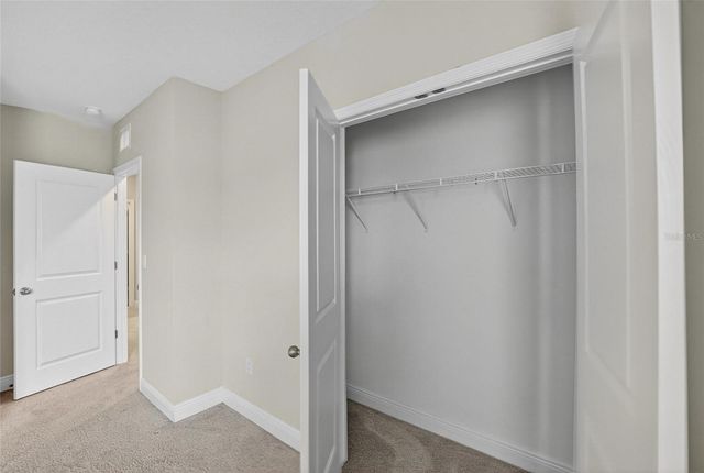 2546 WARREN ACRES BOULEVARD, Wesley Chapel, FL 33543