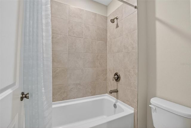 2546 WARREN ACRES BOULEVARD, Wesley Chapel, FL 33543