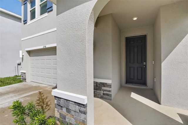 2546 WARREN ACRES BOULEVARD, Wesley Chapel, FL 33543