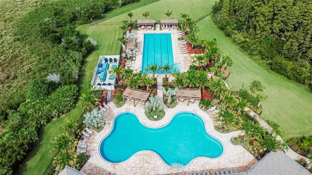 2546 WARREN ACRES BOULEVARD, Wesley Chapel, FL 33543