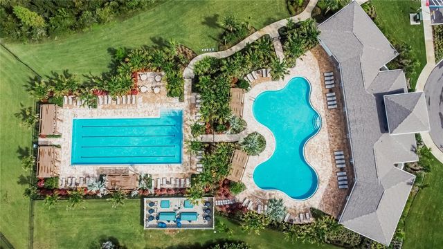 2546 WARREN ACRES BOULEVARD, Wesley Chapel, FL 33543
