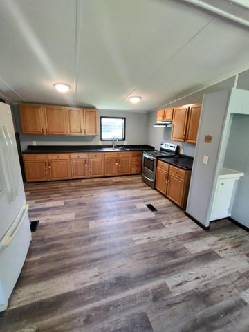 105 Pineview Lane, Carlisle, KY 40311