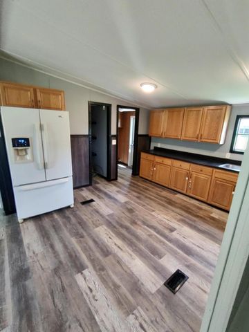 105 Pineview Lane, Carlisle, KY 40311