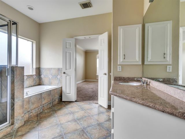 1803 Ripple Creek Drive, Rosenberg, TX 77471