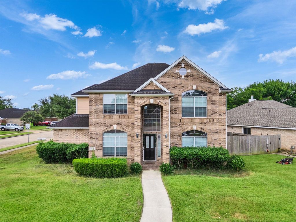 1803 Ripple Creek Drive, Rosenberg, TX 77471