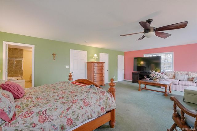 13 Edna Drive, Hyde Park, NY 12538